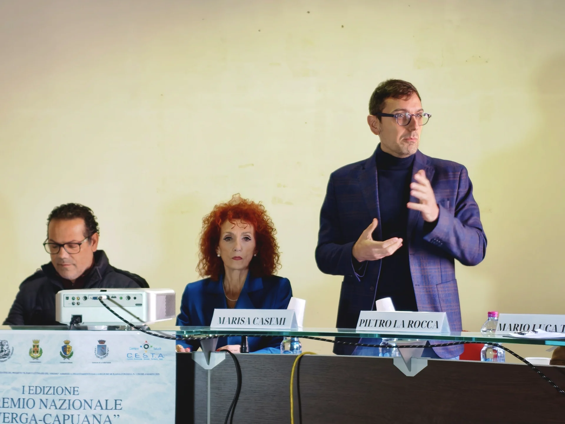 Grande successo per la I Edizione del Premio Nazionale "Verga-Capuana" Premiata la poesia "Giaciglio rosso" nella cerimonia di Licodia Eubea