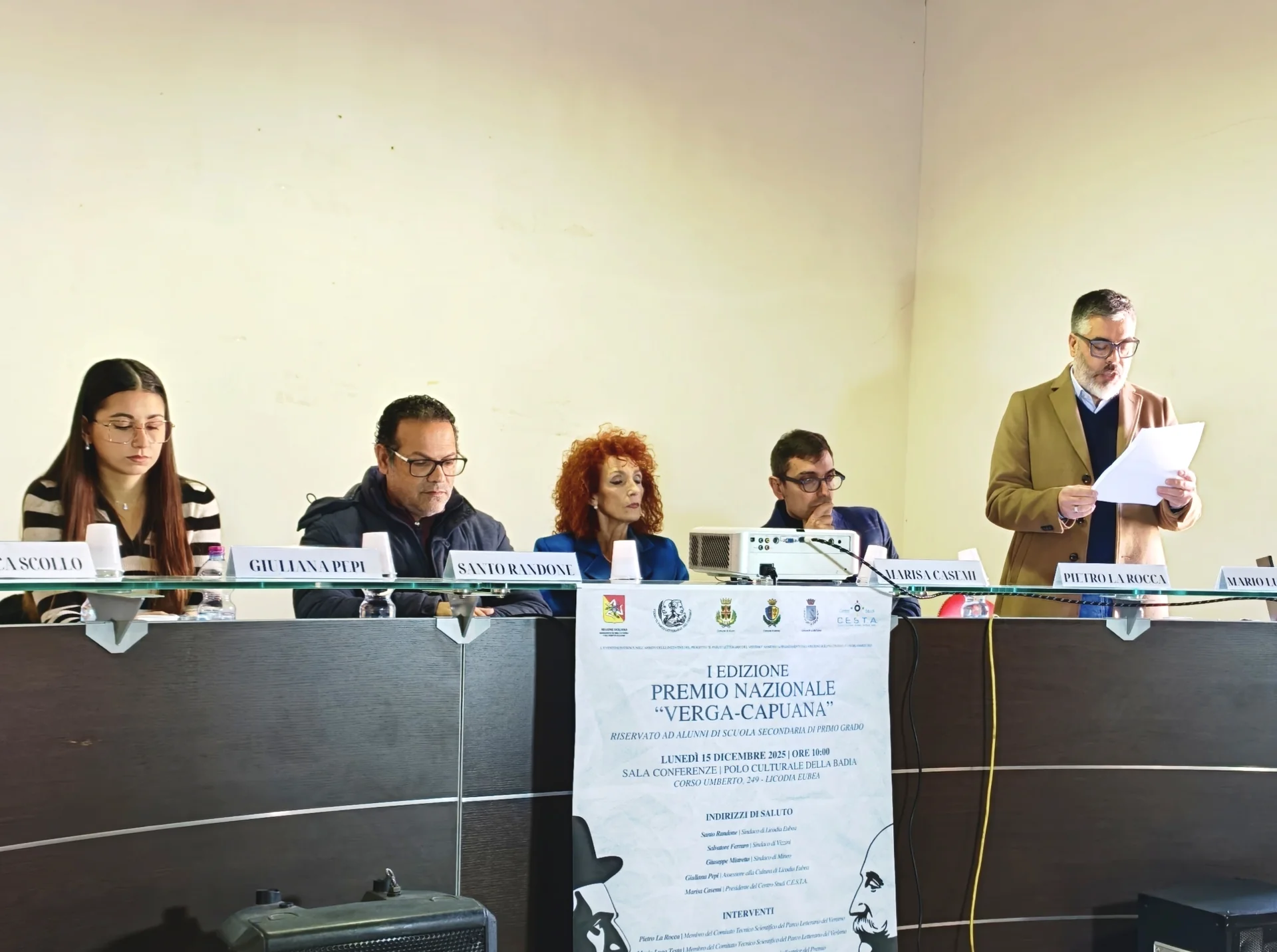 Grande successo per la I Edizione del Premio Nazionale "Verga-Capuana" Premiata la poesia "Giaciglio rosso" nella cerimonia di Licodia Eubea